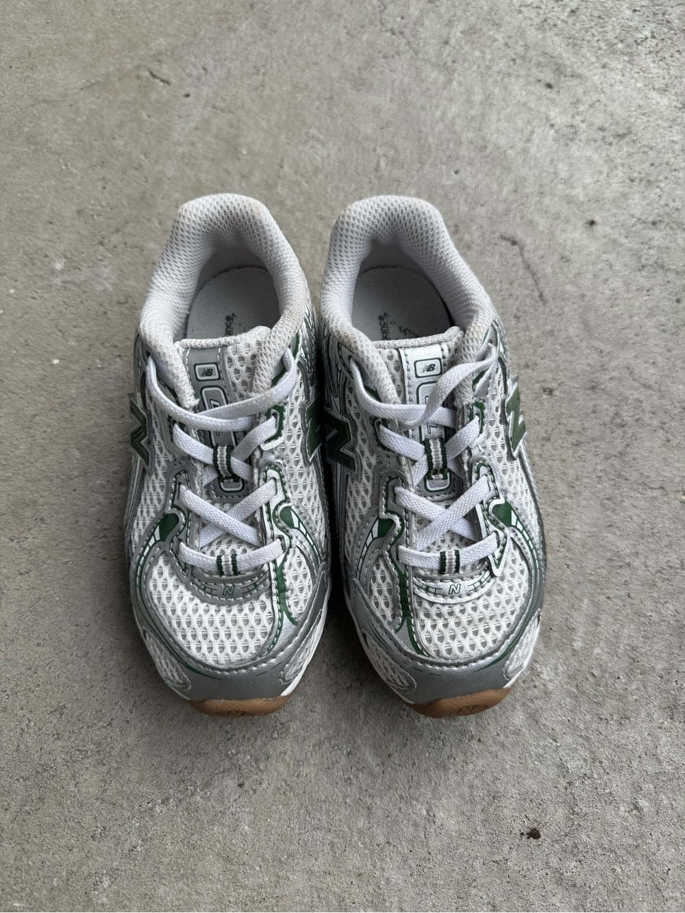 New balance 740 kids shoes size 9